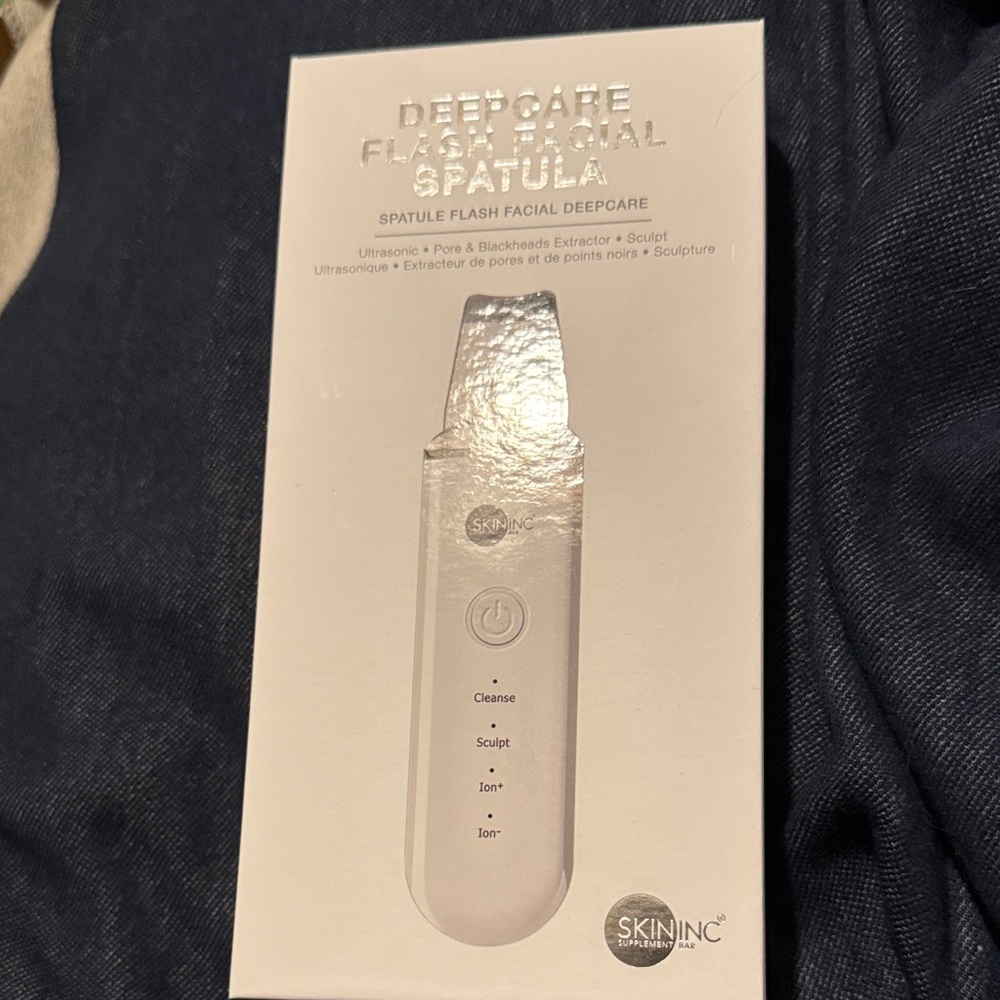 Skin Inc deep care flash Facial Spatula nib